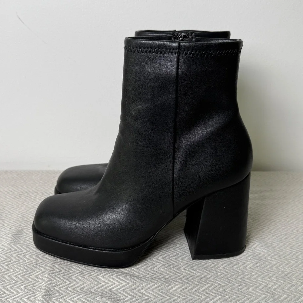 Steve Madden Kaleb Platform Heels Womens 7 Black Block Bratz Y2K Night Out